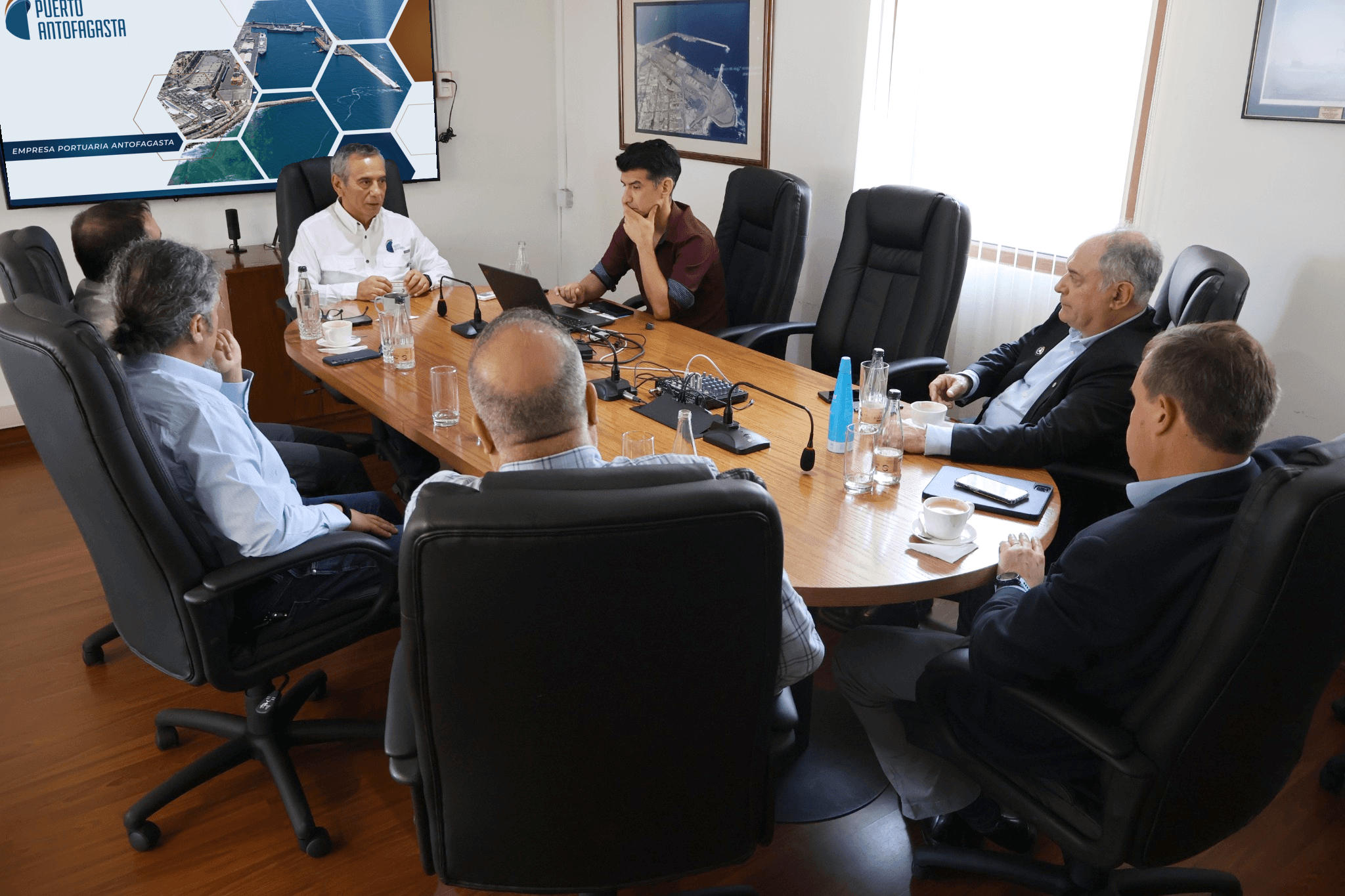 French-Chilean business mission learns about Puerto Antofagasta’s contribution to regional logistics development