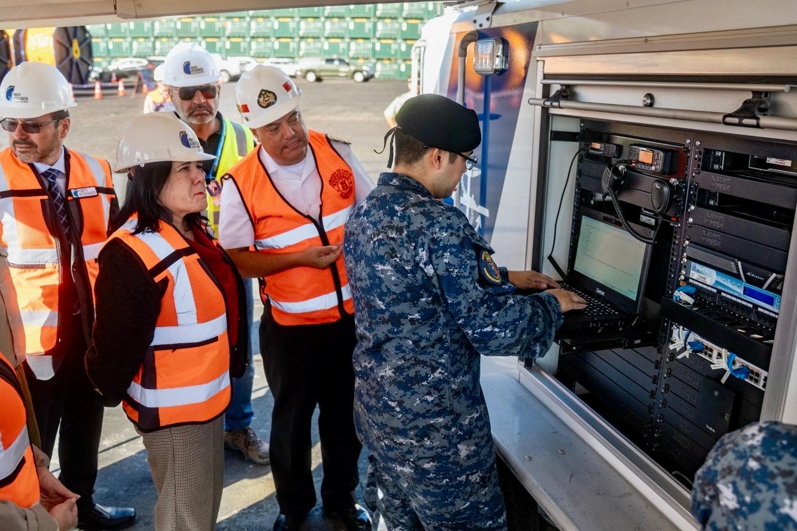 Ministra de Seguridad Pública constata estándares internacionales de protección en Puerto Antofagasta
