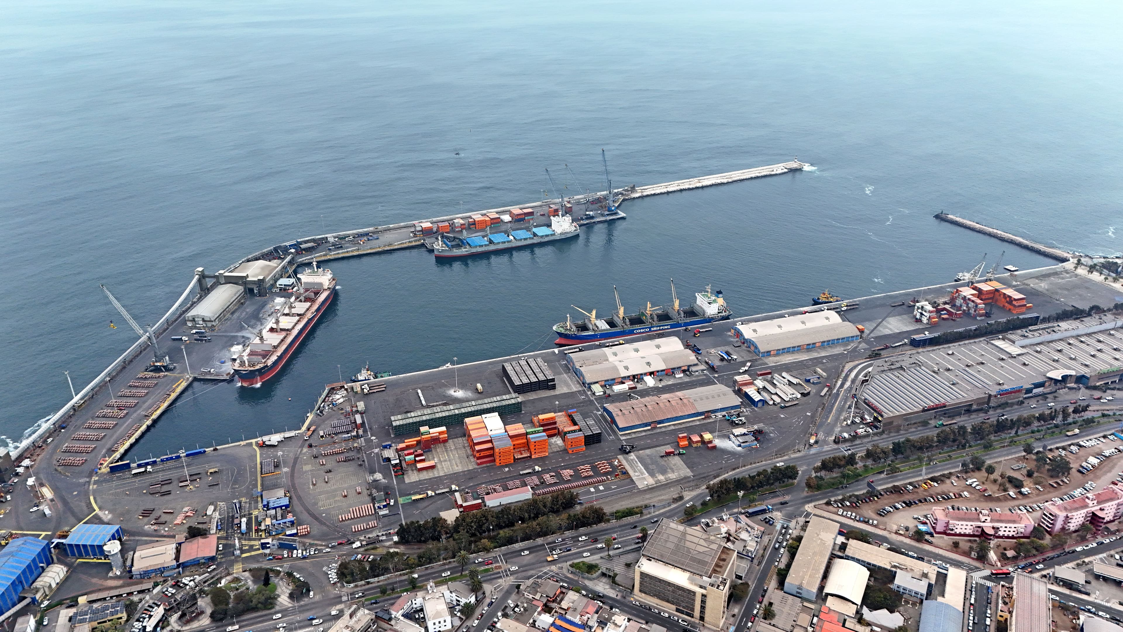 Puerto Antofagasta impulsa inversiones para consolidar un hub logístico regional